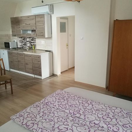 Révész Vendégház Harkány Extérieur photo