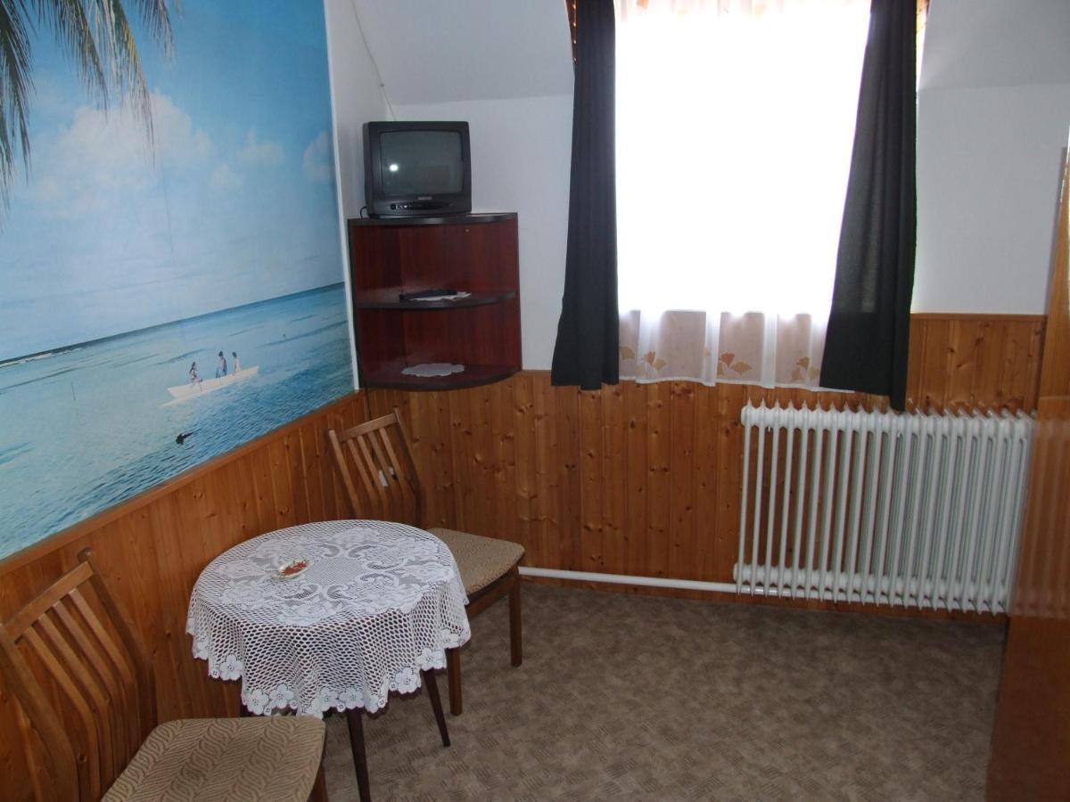 Révész Vendégház Harkány Extérieur photo