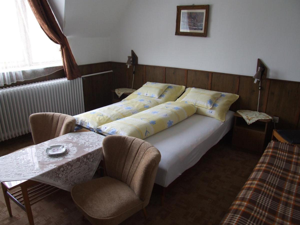 Révész Vendégház Harkány Chambre photo